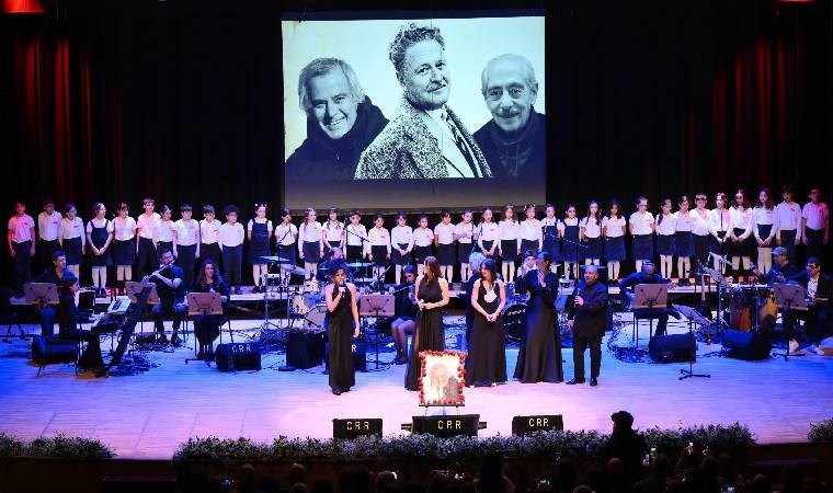 Büyük Türk şairi Nâzım Hikmet şiirlerle, şarkılarla ve danslarla anıldı sondakika haberleri net