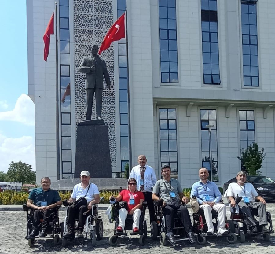 son dakika sağlık Ankara İl Emniyet Müdürü Engin Dinç’e engelli teşekkürü