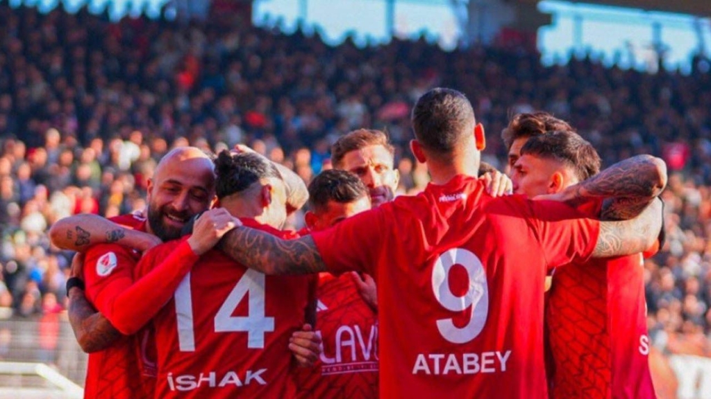 News Haberleri Batman Petrolspor, Ikinci Yarıya Ağır Yenilgiyle Başladı