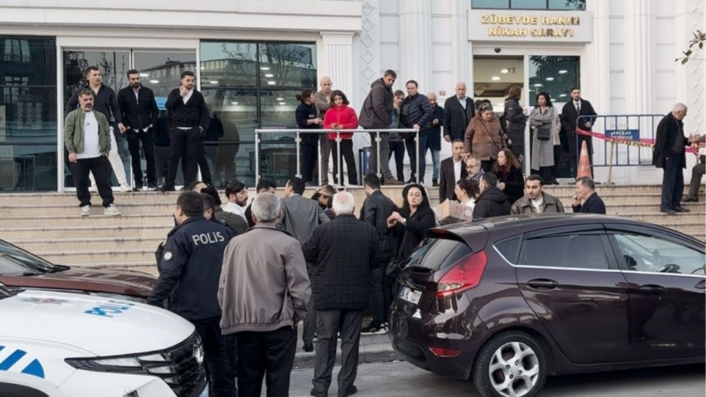 News Haberleri Gelin Ve Damada Nikah Salonu çıkışında Silahlı Saldırı!