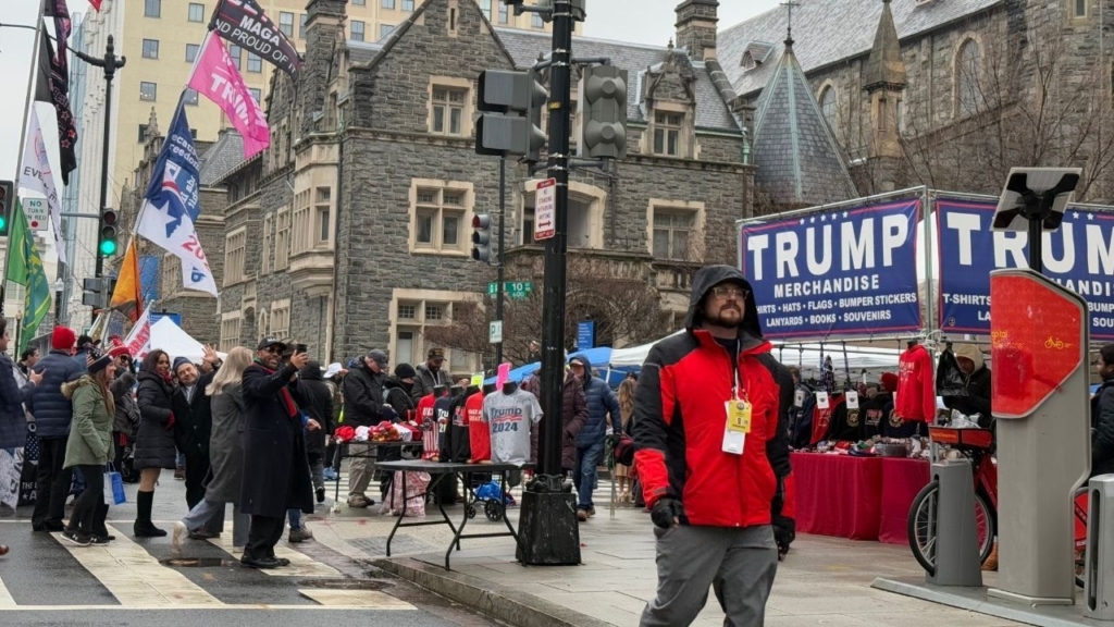 News Haberleri Trump Yemin Edecek: Washington DC’de Güvenlik önlemleri üst Seviyeye çıkarıldı