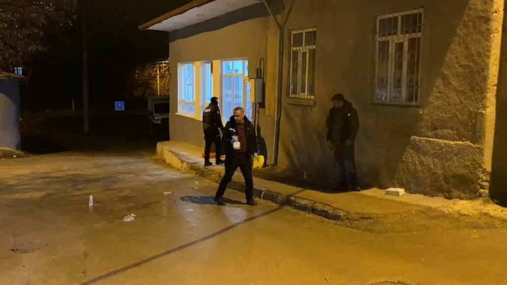 Elazığ’da Bıçaklı Ve Silahlı Kavga: 2 Yaralı Sondakika Haberler