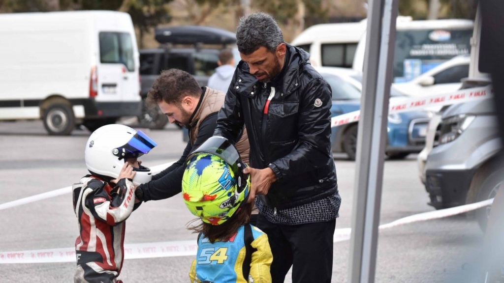 Motosiklet Federasyonu, çocuk Ve Genç Sporcular Için Aile Komisyonu Kurdu Sondakika Haberler